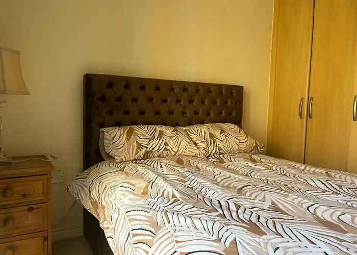 Appartement à 2 Chambres à Coucher